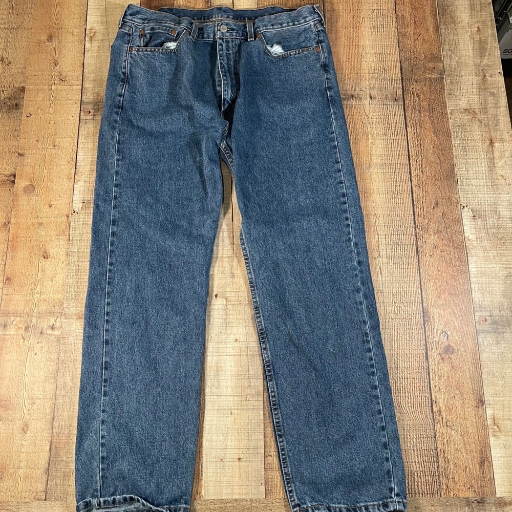 Levis 505 Regular Fit Straight Leg Jeans Mens 38x32 Medium Stonewash Blue Denim